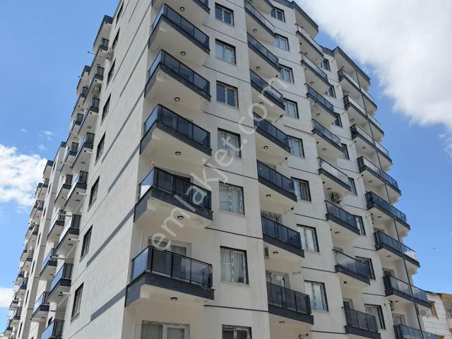 Umut Emlak'tan E.a Hastanesi Arkası Satılık 2+1 Daire