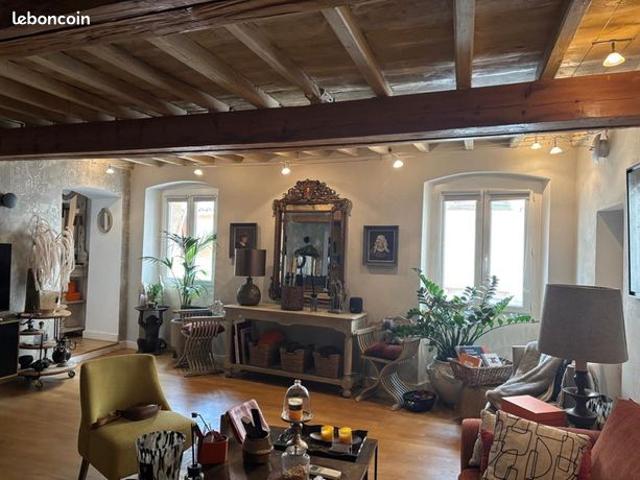 Un véritable écrin de 86 m2 au cœur d’Ajaccio