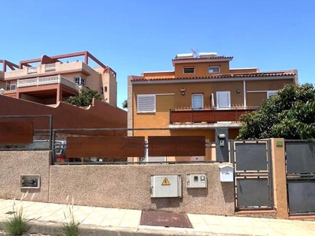 Un ambiente cálido para una vida moderna en Tabaiba