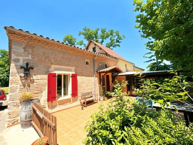 Un ancien Moulin à eau magnifiquement rénové 260m² Virazeil