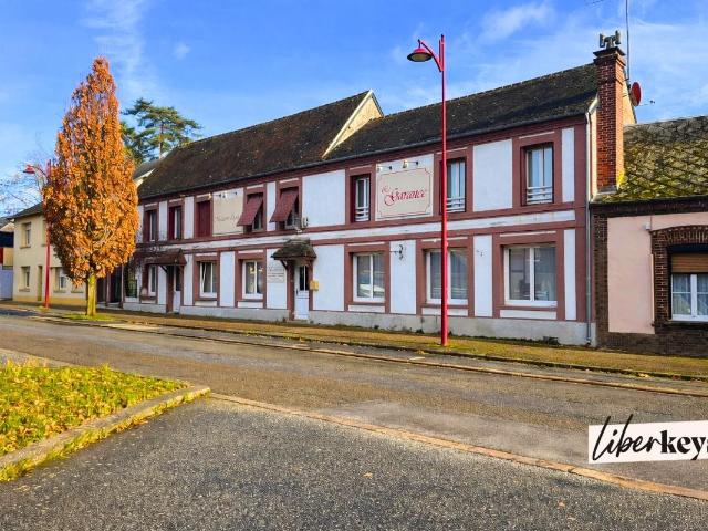 Un ancien relais de poste au cœur de Breteuil sur Iton, 450. 450m² Breteuil