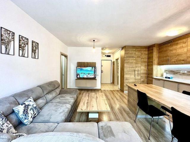 Un apartament cu 3 camere + loc parcare, primitor si modern, in zona Centrala