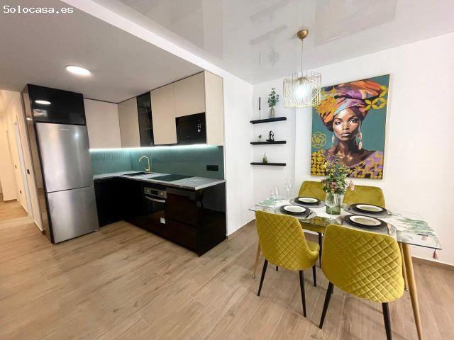 Un apartamento moderno tras una importante reforma, a 150 metros del mar