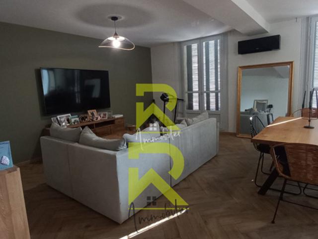 Un appartement type HAUSSMANNIEN centre ville