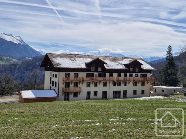 Un appartement de 2 chambres en état brut 60.70 m², offrant une toile vierge pour un aménagement complet