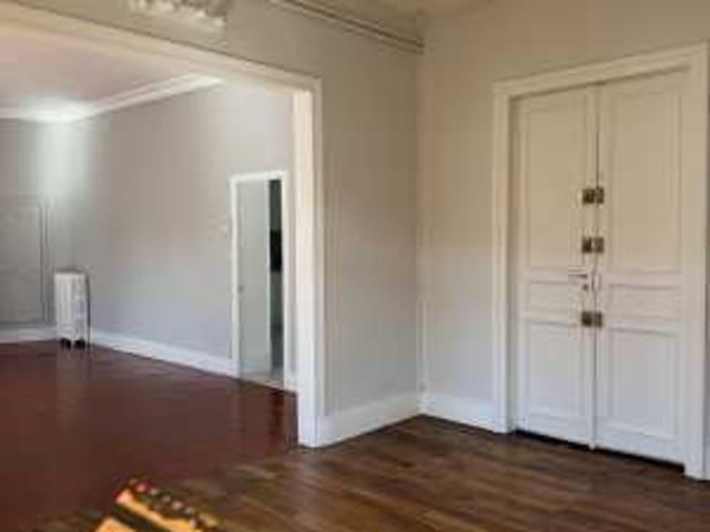 UN APPARTEMENT PLACE JEAN JAURES