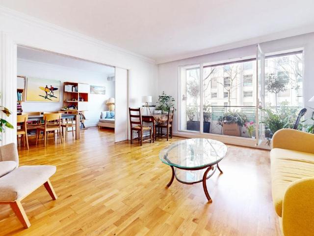 4 pièces de 112 m2 avec vue Jardin Cave et parking inclus 112m² Paris 7ème