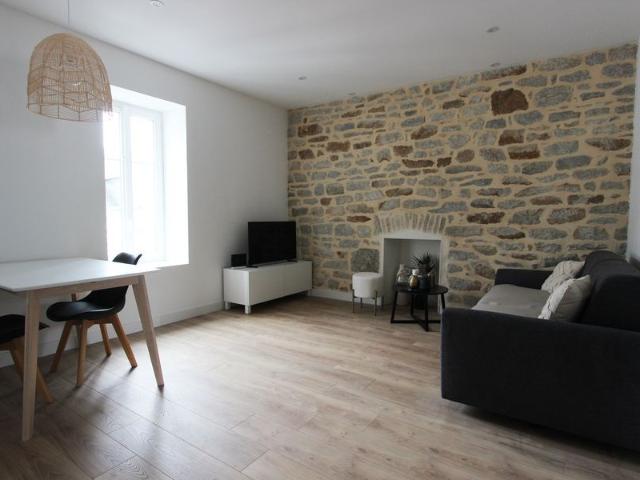 UN BEL APPARTEMENT DE TYPE 2, MEUBLÉ