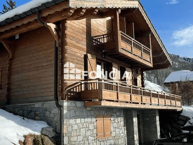 Un chalet d’exception, alliant charme authentique et confort