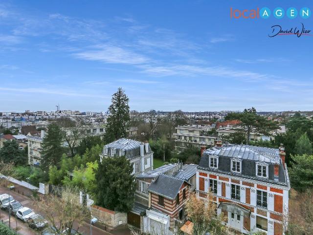 Un dernier étage avec vue dégagée en coeur de ville