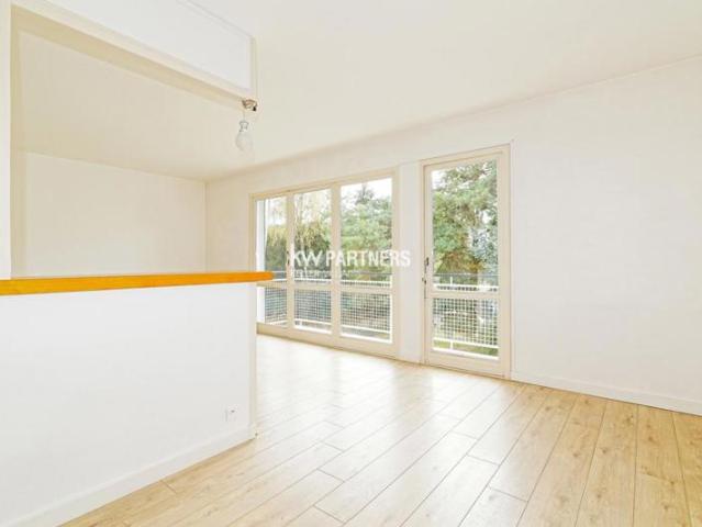 Un écrin de tranquillité au cœur de Sceaux – 4 pièces avec balcon, box et cave