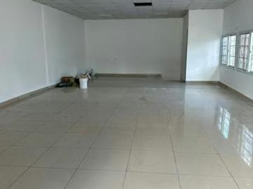 Un espacio con potencial para grandes ideas | espacios por USD 650.00 en Barrio Colón