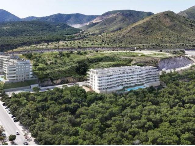 un exclusivo complejo residencial en Torremolinos con vistas espectaculares al mar al pie del pinar