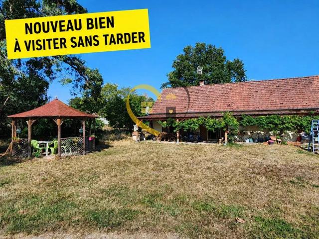 Un havre de paix à Mery es Bois: maison de plain pied, piscine et chalet indépendant