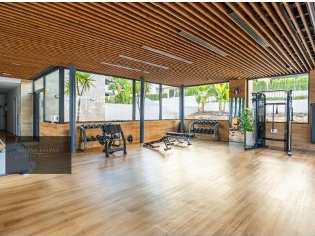 Un hogar que inspira — Elegancia, calma y luz mediterránea en Flamenca Village