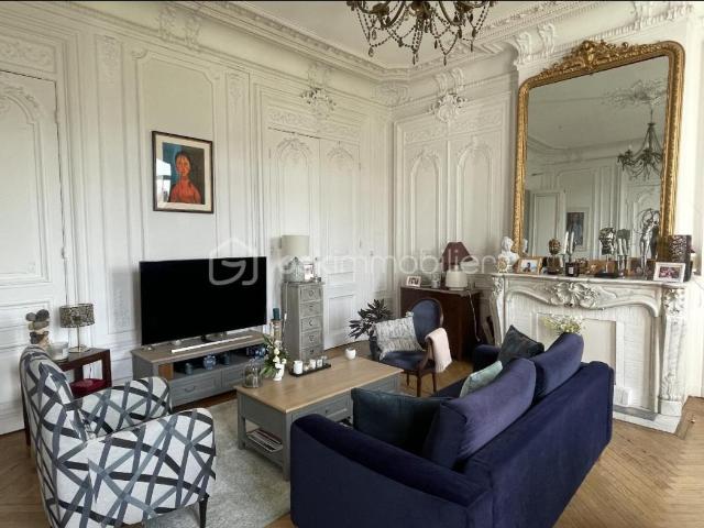 Un investissement immobilier qui a du caractère ? C'est à Saint Aubin lès Elbeuf 76410 !