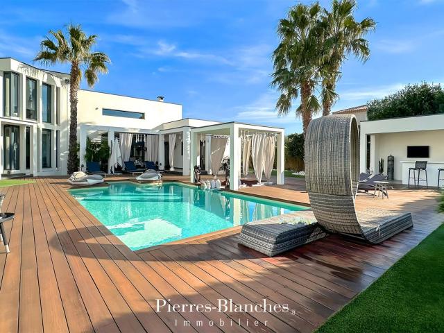 Un Jardin Parfumé ® 200m² Agde Cap d'Agde
