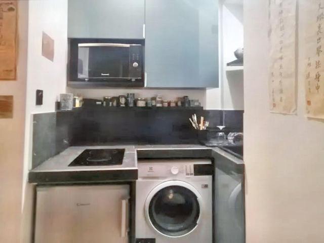 Un joli studio décoré avec goût