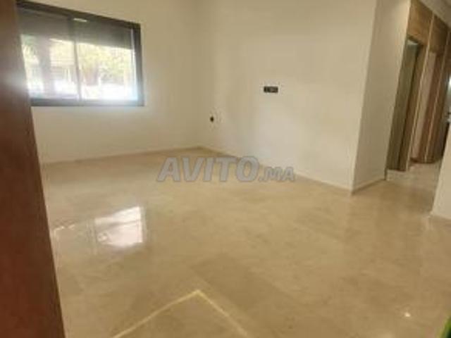 Un Petit Appartement Neuf À Vendre