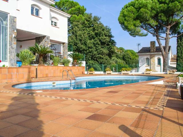 Un Santuario de Lujo y Tranquilidad en L'Ametlla del Vallès