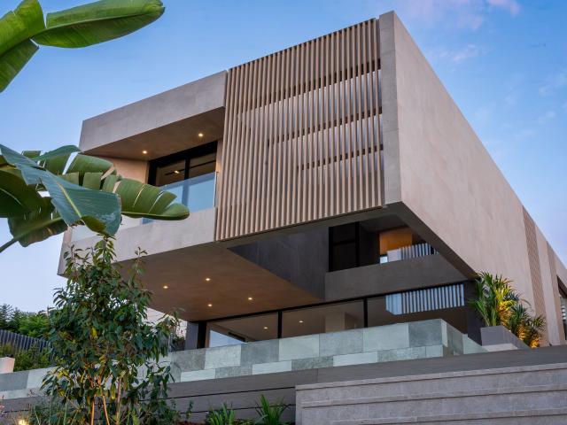 Un santuario moderno sobre el Mediterráneo — Teià, Barcelona
