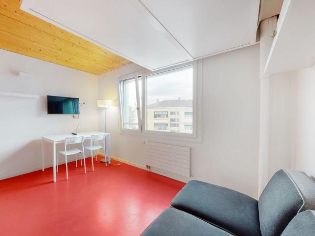 Un studio meublé – Bon TL CHF 300.00 offert !