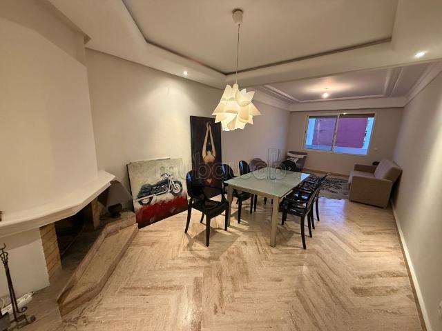 Un superbe appartement demi meublé à louer sur gau