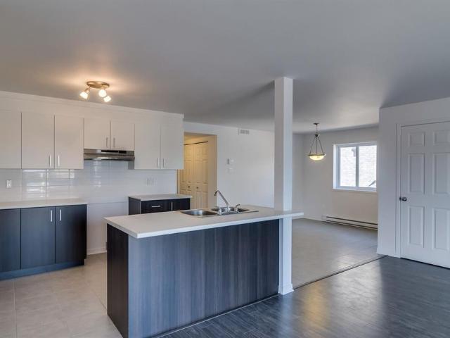 Unnamed Building Aylmer Super Appartement 4 1/2