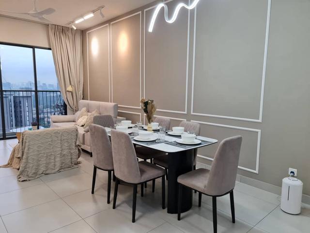Uno promenade sg besi for rent