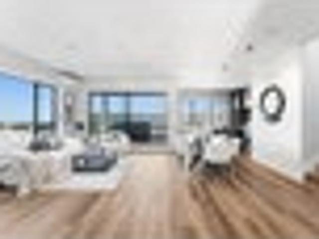 Unobstructed Sea View Living in Long Bay