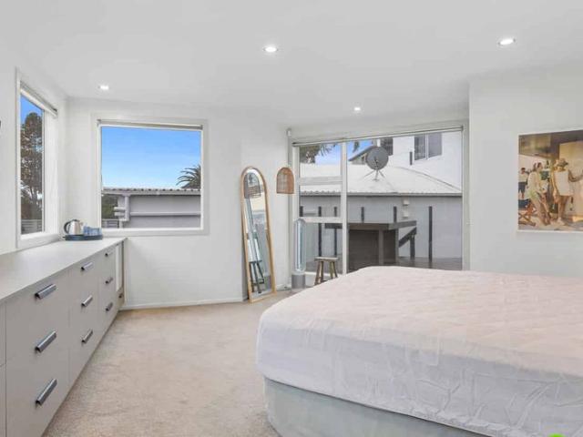 Unobstructed views over Orakei Basin and the City