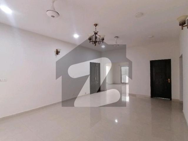 Unoccupied House Of 20 Marla Is Available For sale In DHA Defence Askari 3