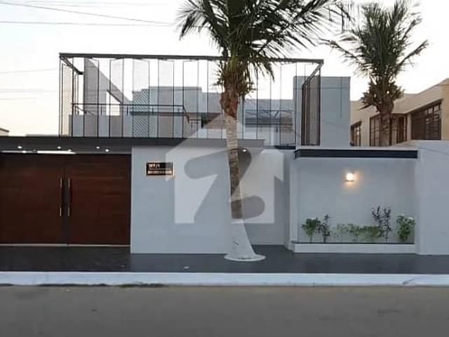 Unoccupied House Of 666 Square Yards Is Available For Sale In DHA Defence