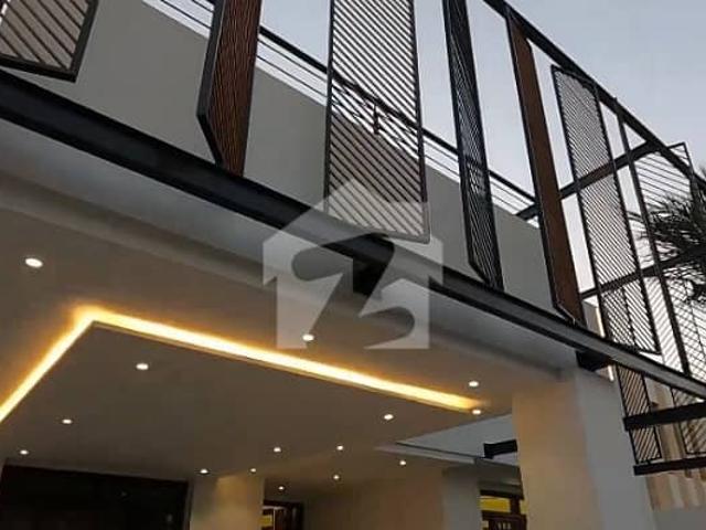 Unoccupied House Of 666 Square Yards Is Available For Sale In DHA Defence
