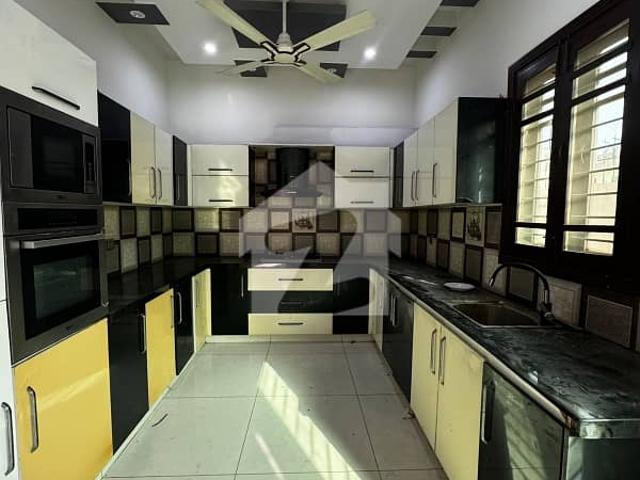 Unoccupied Prime Location House Of 250 Square Yards Is Available For sale In DHA Defence
