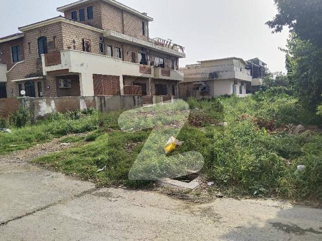 Unoccupied Residential Plot Of 22 Marla Is Available For Sale In E 11