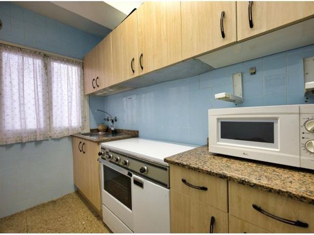 ? Una oportunidad con infinitas posibilidades en San Blas, Alicante. Piso de 2 dormitorios y un baño