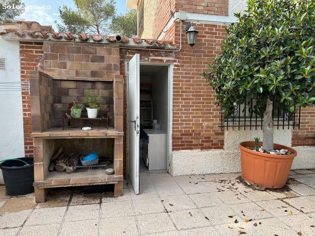 UNA OPORTUNIDAD ÚNICA: VIVIENDA CON PISCINA PRIVADA EN ENTORNO NATURAL Y TRANQUILO