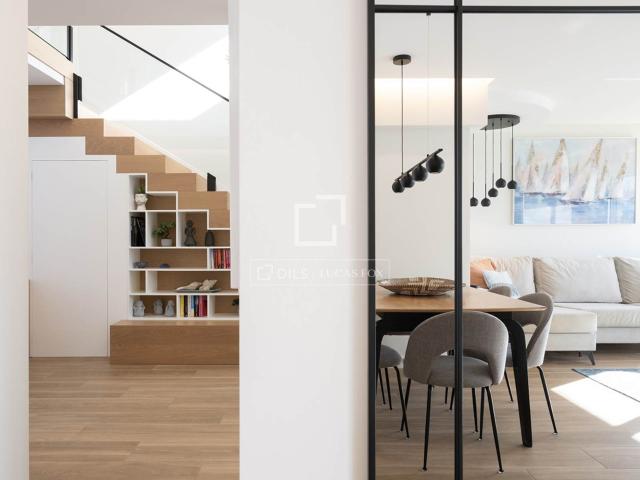 Una moderna casa de cuatro dormitorios con todas las comodid. 244m² A Illa de Arousa