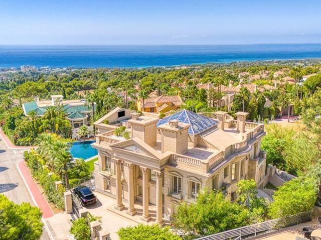 Una propiedad arquitectónicamente única y orientada al sur s. 1953m² Marbella