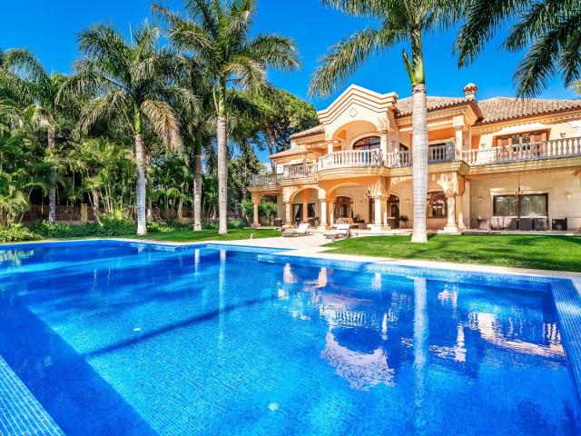 Una rara oportunidad de comprar una gran finca con una parce. 2119m² San Pedro de Alcántara
