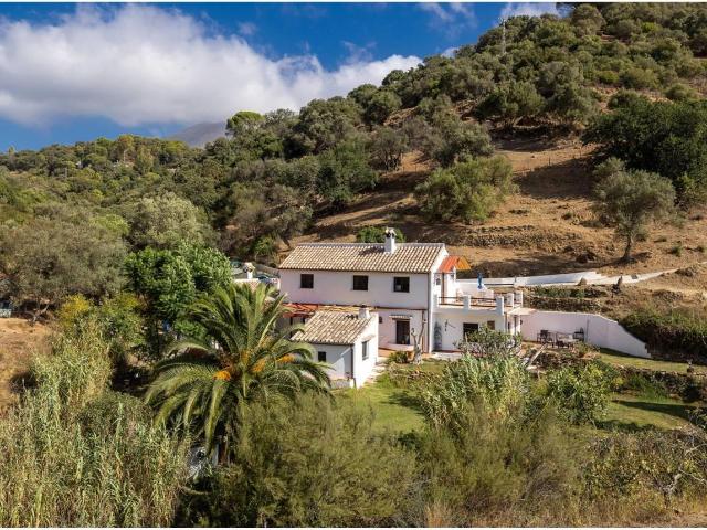 Una vida andaluza de sol, calma y autenticidad en Casares 176m² Casares