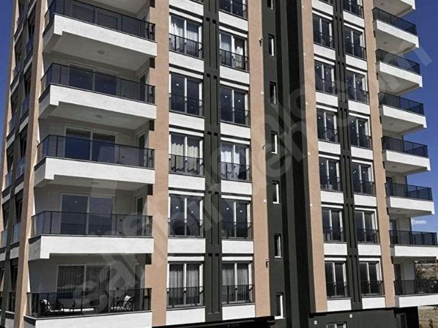 ÜNALDAN HAVUZLU LÜKS REZİDANS