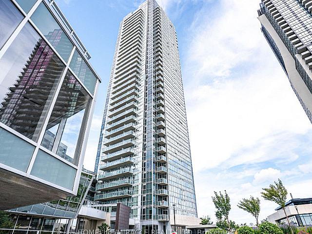 Unbeatable Views! 2br+den At Vmc!