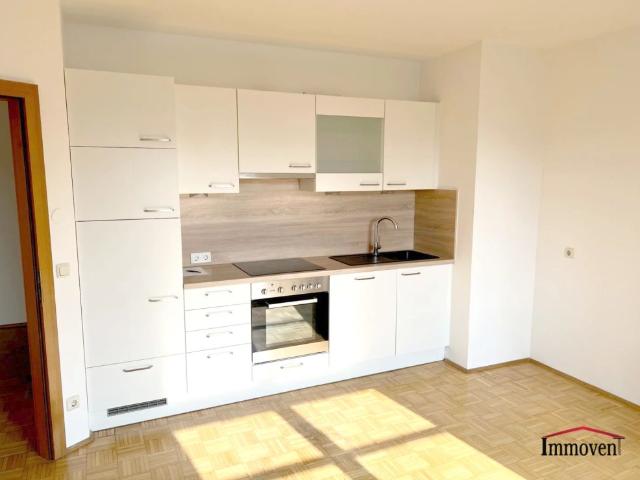 UNBEFRISTET Moderne Wohnung mit Blick auf den Schloßberg!