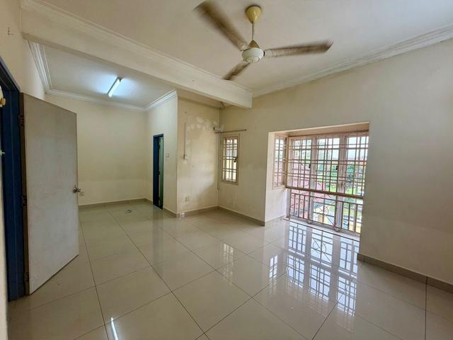 UNBLOCK VIEW Mutiara Rini 2Storey House Skudai Freehold 22x70 GG