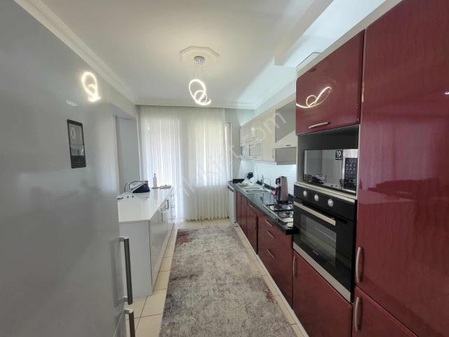 Uncalı Hst.yakını Mollayusufta 3+1 Havuzlu Siteiçi Kiralık Daire