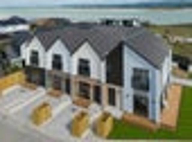 Under $1m – Brand New with Harbour View