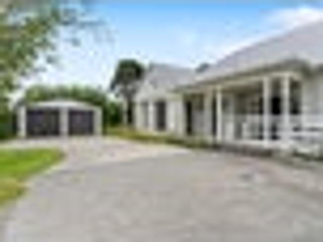 Under offer Grand home, prime location