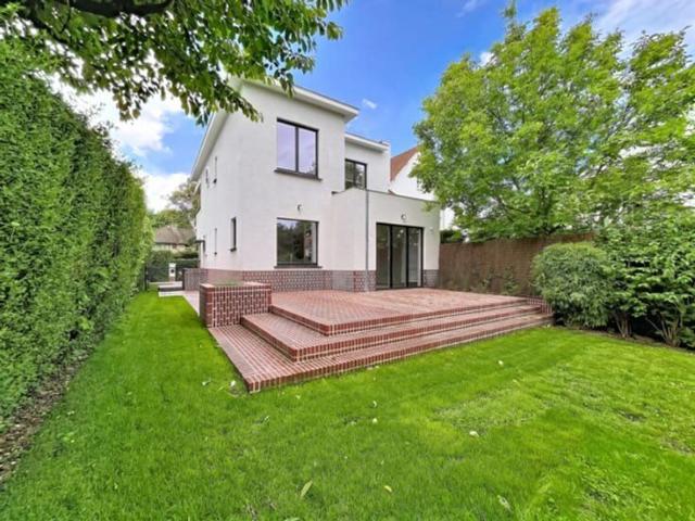 UNDER OFFER – No further visits